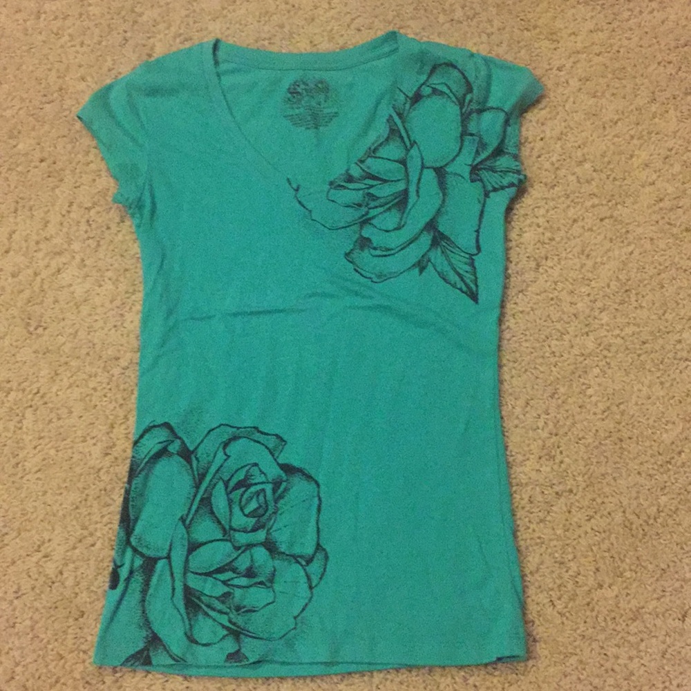 T shirt v-neck